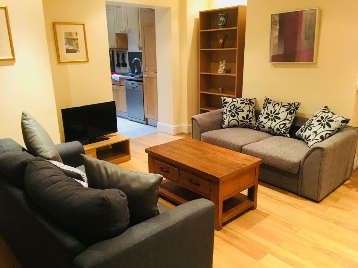 Large 2 Bedroom 2 Bathroom Apartment In Westminster Londres Extérieur photo