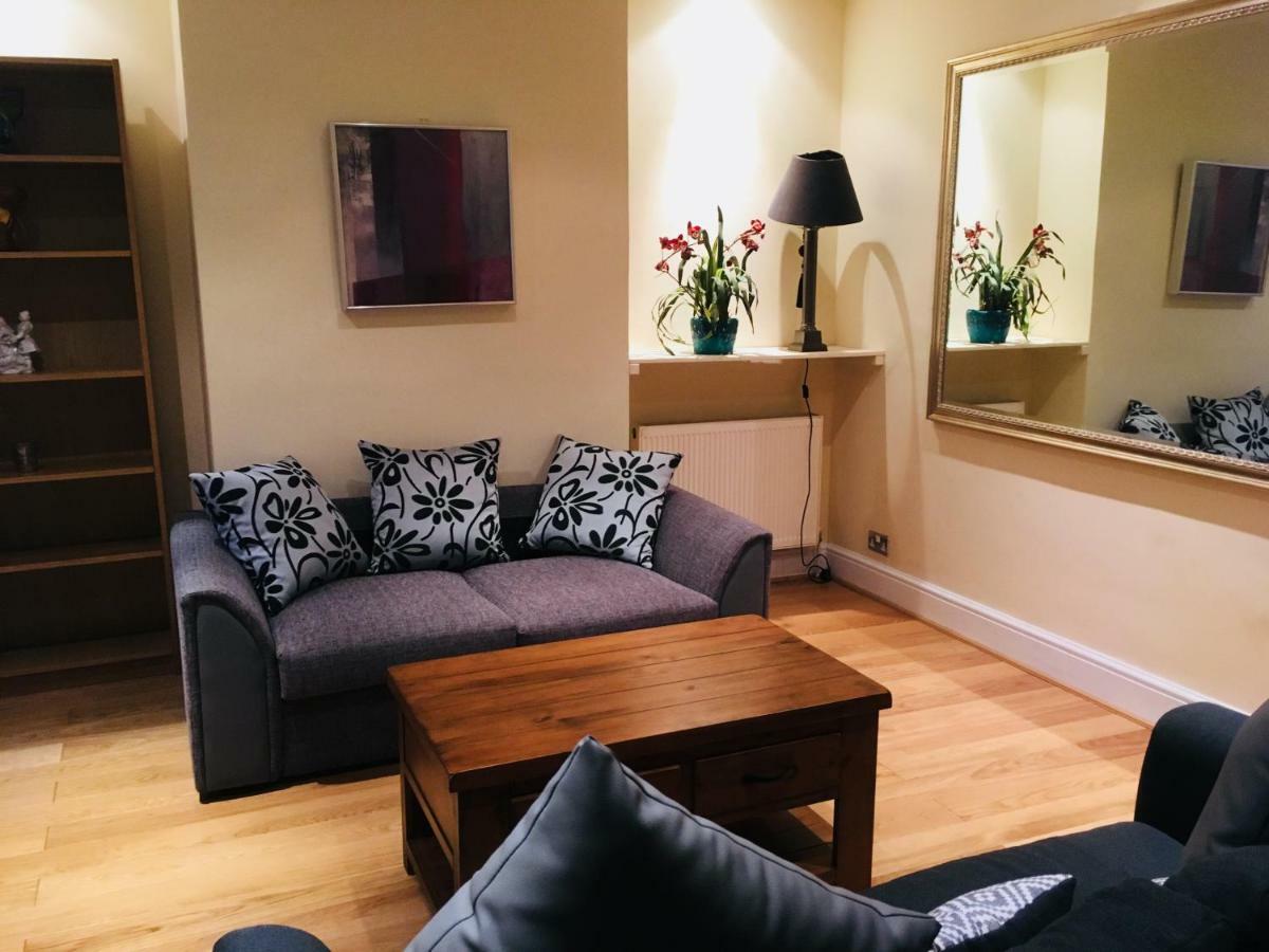 Large 2 Bedroom 2 Bathroom Apartment In Westminster Londres Extérieur photo
